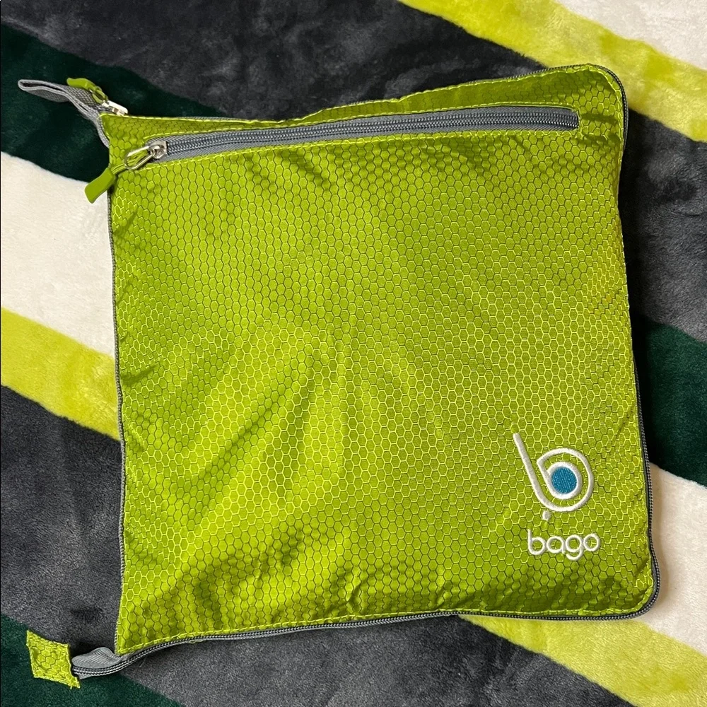 BAGO Large Duffel Bag EXTENDS